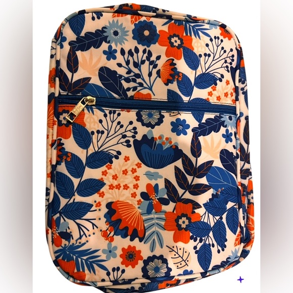 Large Floral Print Women's Bible cover. - Picture 1 of 3